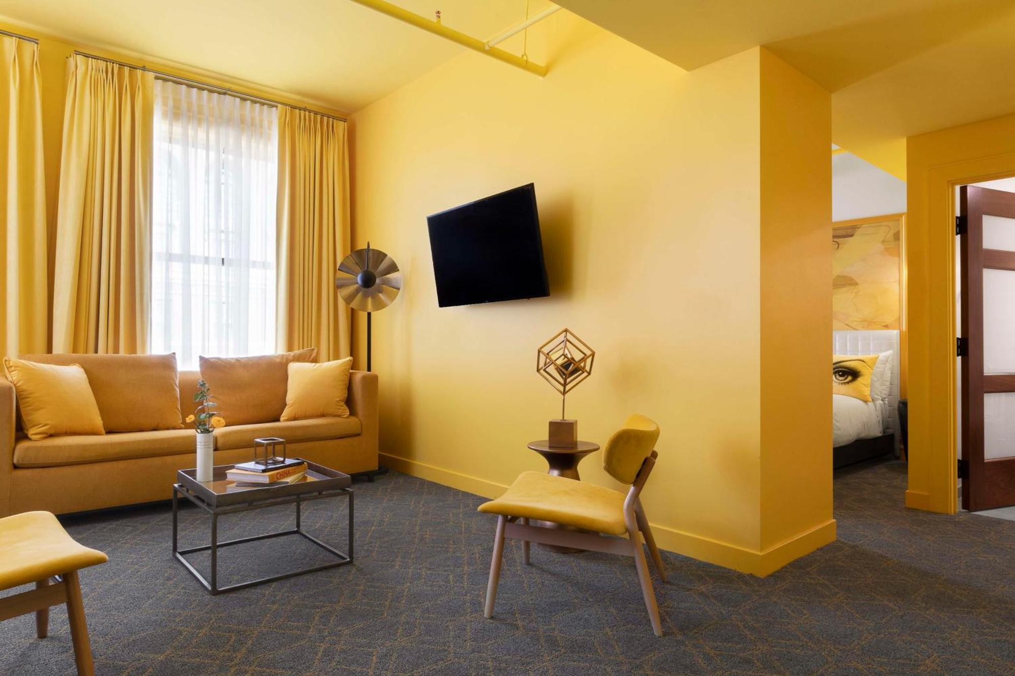 Hotel Angad Arts