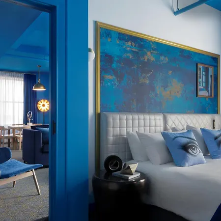 Angad Arts Hotel St Louis, Tapestry Collection By Hilton Saint Louis Exterior photo A suite at the Hotel Indigo, Paris Montmartre