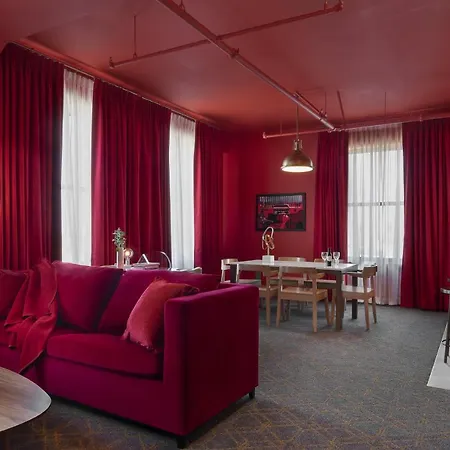 Angad Arts Hotel St Louis, Tapestry Collection By Hilton Saint Louis Exterior photo A room at the Standard East Village