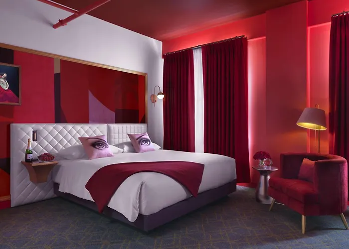 Angad Arts Hotel St Louis, Tapestry Collection By Hilton