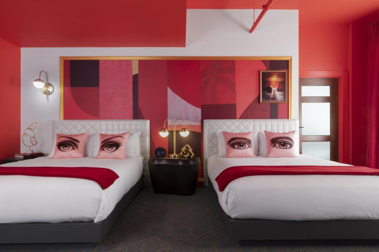 Angad Arts St Louis, Tapestry Collection By Hilton